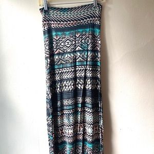 Charlotte Russe maxi skirt with geometric print